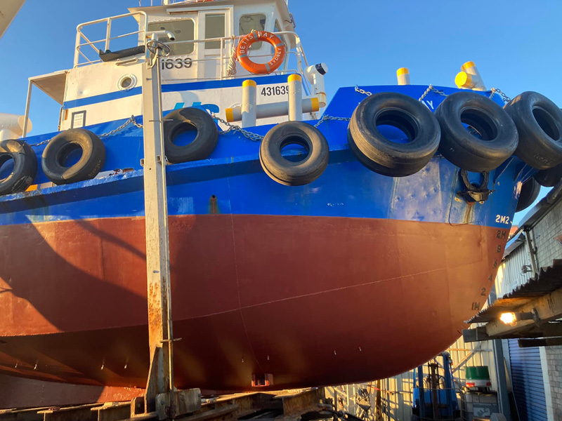 berths, moorings & slipway in Port Stephens NSW